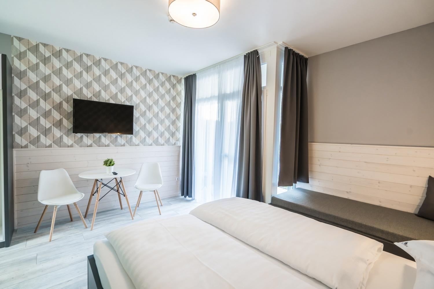 Hotel Piroska Fogadoja à Siófok Extérieur photo